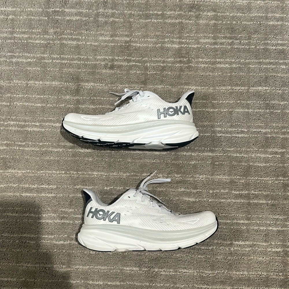 Hoka Clifton 9